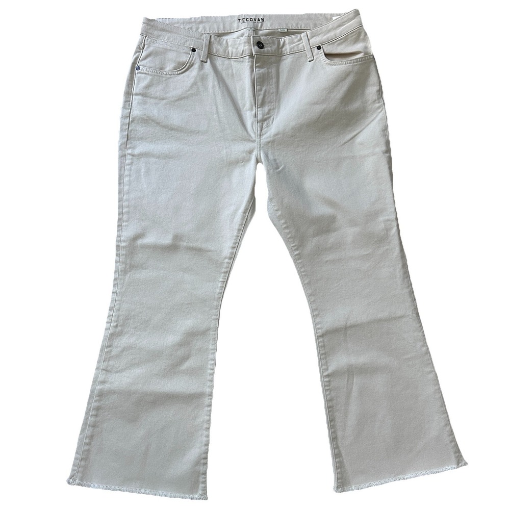 Tecovas High Rise Flare Jean Women 37x27 Inch Raw Hem Off White Western USA NWOT